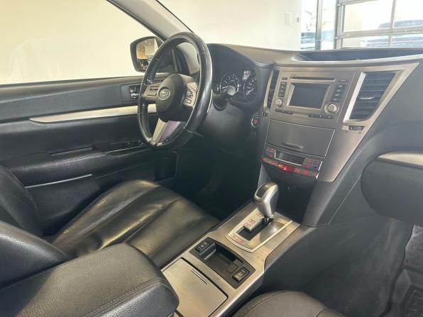 Subaru Outback IV с пробегом 2012 года, цена 1 155 000 рублей, 306519 км, универсал, Автокод Объявления