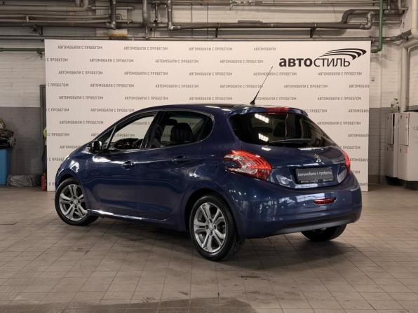 Peugeot 208 I с пробегом 2013 года, цена 549 000 рублей, 184000 км, хэтчбек, Автокод Объявления
