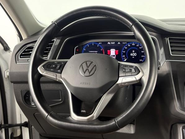Volkswagen Tiguan II Рестайлинг с пробегом 2020 года, цена 3 900 000 рублей, 54837 км, внедорожник, Автокод Объявления