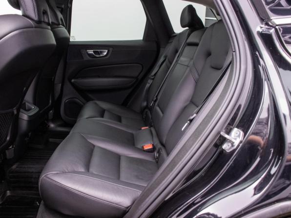 Volvo XC60 II с пробегом 2021 года, цена 2 406 000 рублей, 296117 км, внедорожник, Автокод Объявления