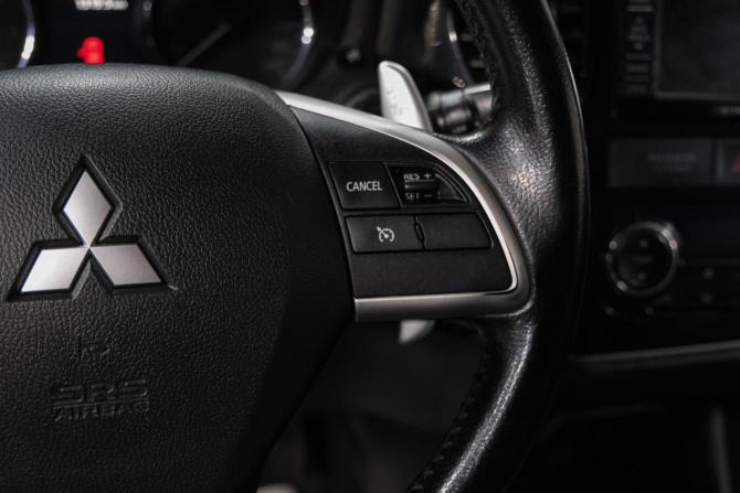 Mitsubishi Outlander III с пробегом 2012 года, цена 1 649 000 рублей, 221000 км, внедорожник, Автокод Объявления
