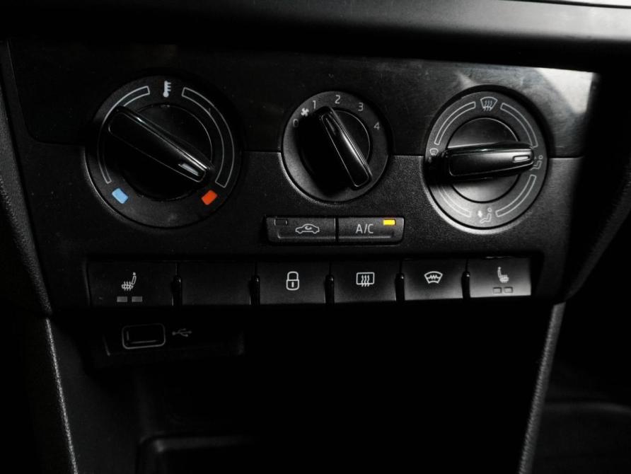 Skoda Rapid I Рестайлинг Воронеж  - изображение 13