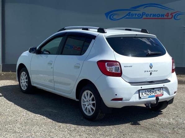 Renault Sandero II с пробегом 2015 года, цена 767 000 рублей, 116000 км, хэтчбек, Автокод Объявления