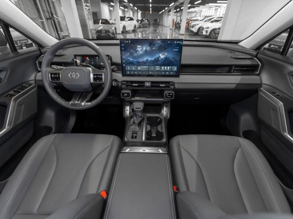 Toyota RAV4 VI (XA60) с пробегом 2026 года, цена 4 250 000 рублей, 25 км, внедорожник, Автокод Объявления