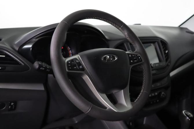 Lada (ВАЗ) Vesta I с пробегом 2021 года, цена 1 079 990 рублей, 112228 км, седан, Автокод Объявления