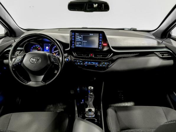 Toyota C-HR I Рестайлинг с пробегом 2021 года, цена 2 270 000 рублей, 157486 км, внедорожник, Автокод Объявления
