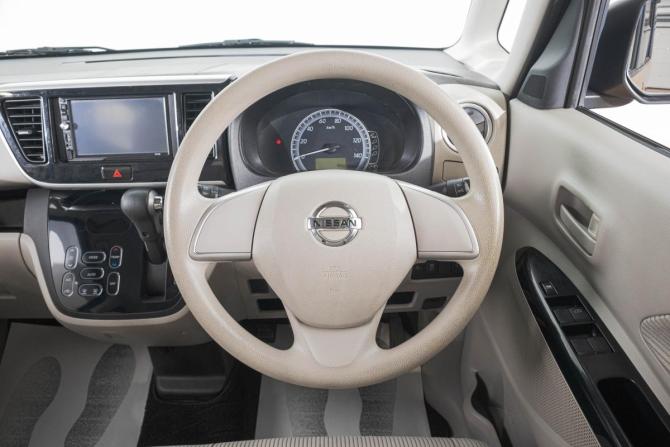 Nissan Dayz Roox I Рестайлинг с пробегом 2017 года, цена 749 000 рублей, 106000 км, хэтчбек, Автокод Объявления