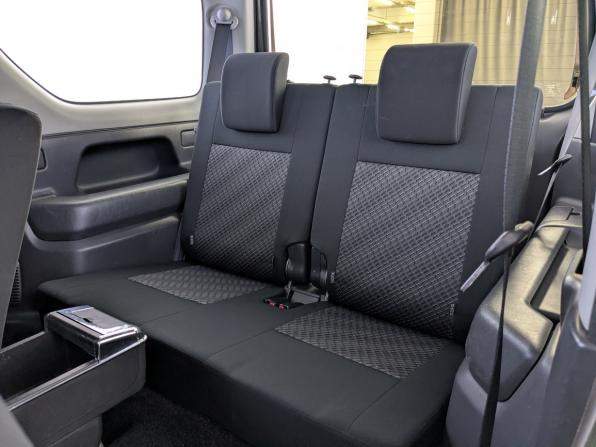 Suzuki Jimny III Рестайлинг 2 с пробегом 2018 года, цена 1 855 000 рублей, 51653 км, внедорожник, Автокод Объявления
