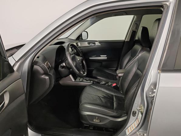 Subaru Forester III Рестайлинг с пробегом 2012 года, цена 1 075 000 рублей, 215226 км, внедорожник, Автокод Объявления