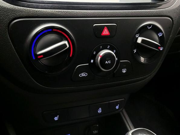 Hyundai Solaris II Рестайлинг с пробегом 2021 года, цена 1 406 000 рублей, 66294 км, седан, Автокод Объявления