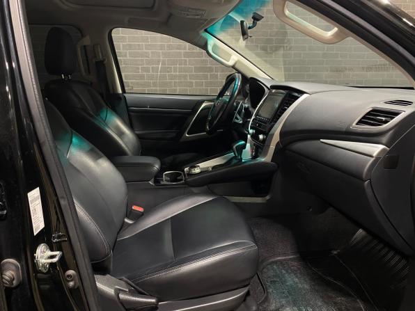 Mitsubishi Montero Sport III Рестайлинг с пробегом 2022 года, цена 4 450 000 рублей, 61608 км, внедорожник, Автокод Объявления