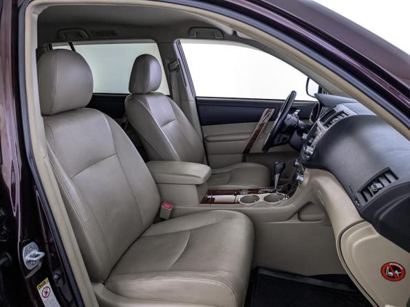 Toyota Highlander II (XU40) Рестайлинг с пробегом 2013 года, цена 1 995 000 рублей, 231320 км, внедорожник, Автокод Объявления