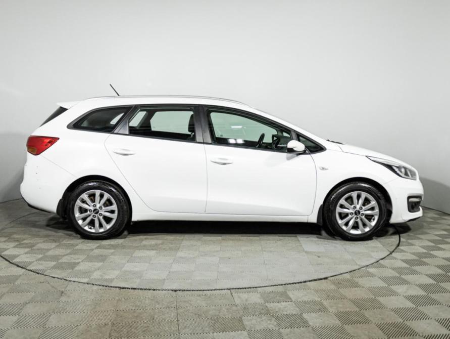 Kia Ceed II Рестайлинг Санкт-Петербург  - изображение 4