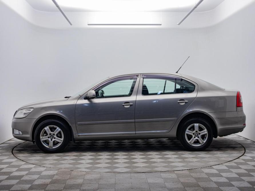 Skoda Octavia II (A5) Рестайлинг Москва  - изображение 2