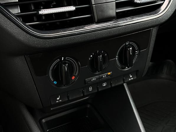 Volkswagen Polo VI с пробегом 2021 года, цена 1 397 900 рублей, 156483 км, лифтбек, Автокод Объявления