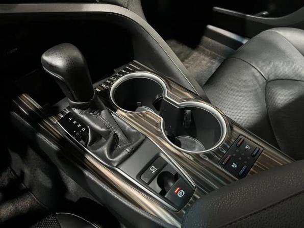 Toyota Camry VIII (XV70) с пробегом 2019 года, цена 2 625 000 рублей, 98627 км, седан, Автокод Объявления