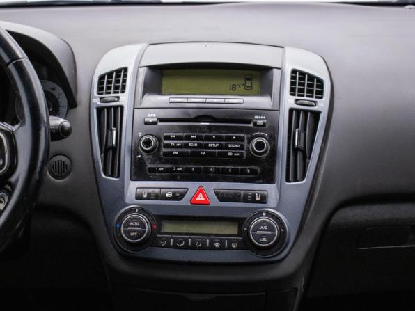 Kia Ceed I с пробегом 2009 года, цена 606 000 рублей, 238471 км, универсал, Автокод Объявления