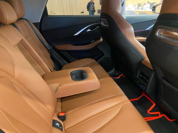 Omoda C5 I с пробегом 2023 года, цена 1 539 000 рублей, 61000 км, внедорожник, Автокод Объявления