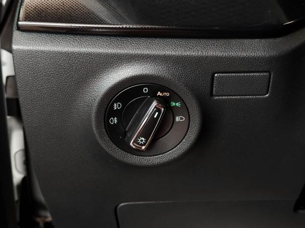 Skoda Rapid II с пробегом 2021 года, цена 1 720 100 рублей, 75388 км, лифтбек, Автокод Объявления