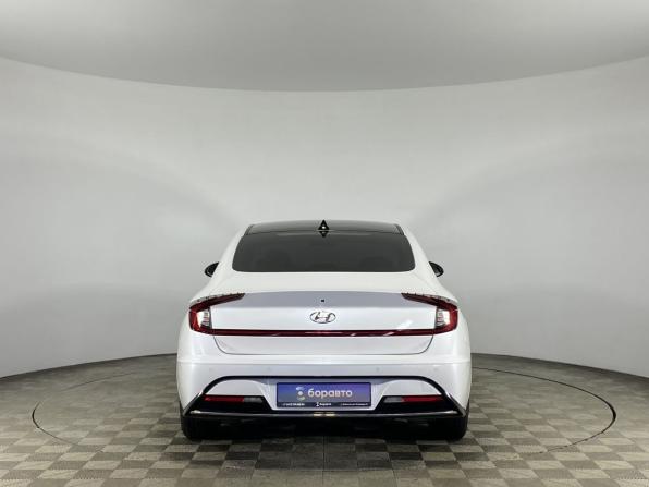Hyundai Sonata VIII (DN8) с пробегом 2020 года, цена 2 300 000 рублей, 106213 км, седан, Автокод Объявления