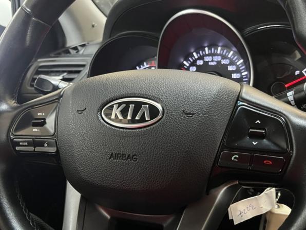Kia Rio III с пробегом 2012 года, цена 735 000 рублей, 159432 км, седан, Автокод Объявления