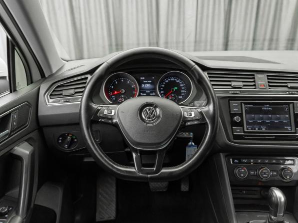 Volkswagen Tiguan II с пробегом 2018 года, цена 2 420 000 рублей, 157095 км, внедорожник, Автокод Объявления