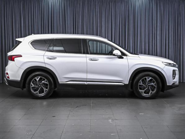 Hyundai Santa Fe IV с пробегом 2018 года, цена 2 388 000 рублей, 227344 км, внедорожник, Автокод Объявления
