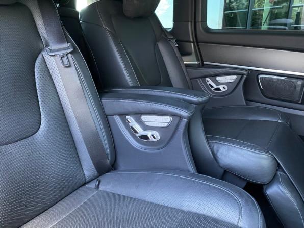 Mercedes-Benz V-Класс III (W447) Рестайлинг с пробегом 2023 года, цена 11 500 000 рублей, 58269 км, минивэн, Автокод Объявления