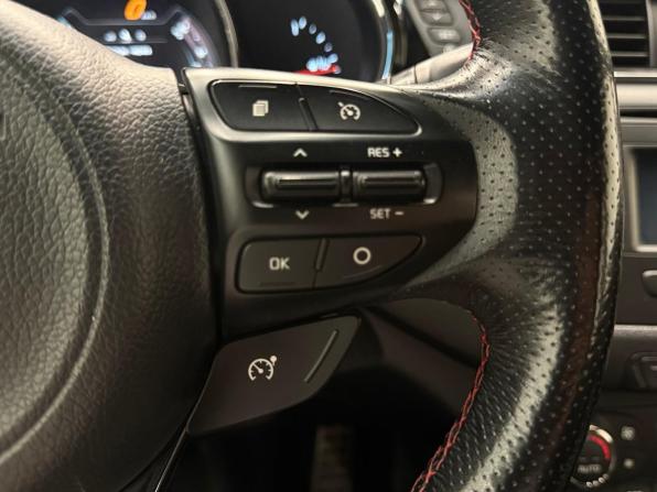 Kia Ceed GT I Рестайлинг с пробегом 2016 года, цена 1 490 000 рублей, 96931 км, хэтчбек, Автокод Объявления