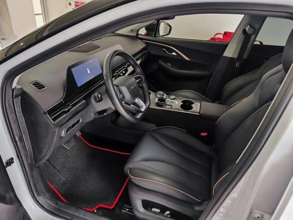 Omoda C5 I с пробегом 2023 года, цена 1 990 000 рублей, 30241 км, внедорожник, Автокод Объявления