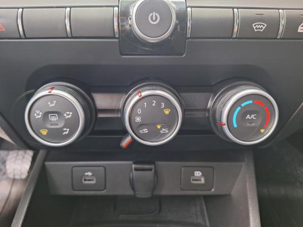 Lada (ВАЗ) Vesta I Рестайлинг (NG) с пробегом 2023 года, цена 1 250 000 рублей, 43432 км, седан, Автокод Объявления