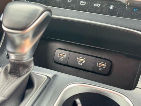 Kia Carnival IV с пробегом 2020 года, цена 3 550 000 рублей, 108180 км, минивэн, Автокод Объявления