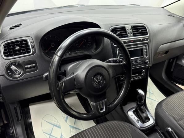 Volkswagen Polo V с пробегом 2012 года, цена 630 000 рублей, 286518 км, седан, Автокод Объявления
