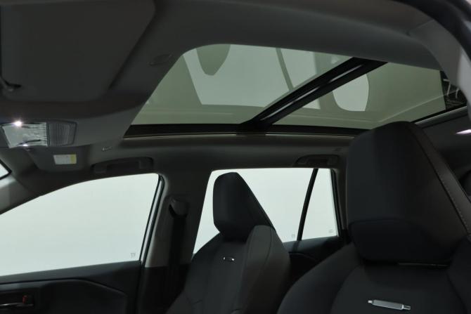 Toyota RAV4 VI (XA60) с пробегом 2026 года, цена 4 649 000 рублей, 20 км, внедорожник, Автокод Объявления