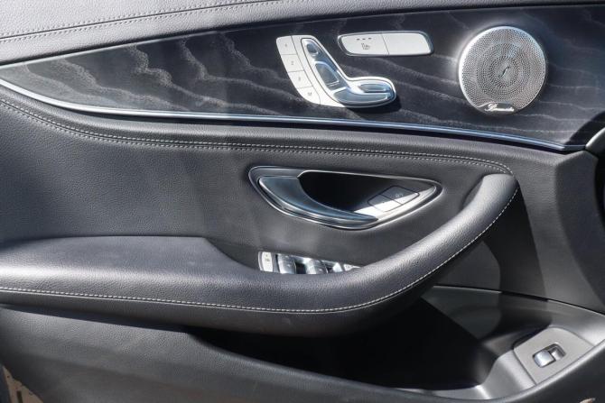 Mercedes-Benz E-Класс V (W213 S213 C238) Рестайлинг с пробегом 2021 года, цена 4 990 000 рублей, 94635 км, седан, Автокод Объявления