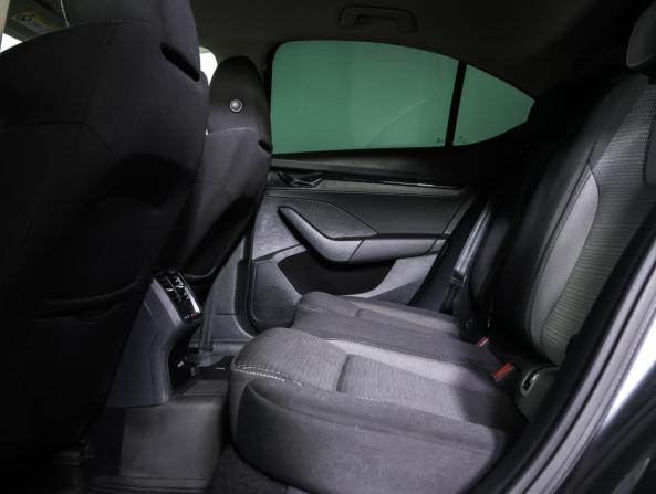 Skoda Octavia IV (A8) с пробегом 2021 года, цена 2 241 000 рублей, 63880 км, лифтбек, Автокод Объявления