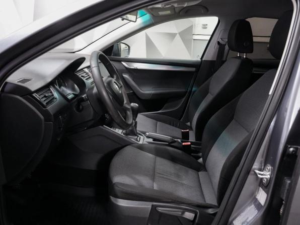 Skoda Octavia III (A7) с пробегом 2013 года, цена 773 000 рублей, 280000 км, лифтбек, Автокод Объявления
