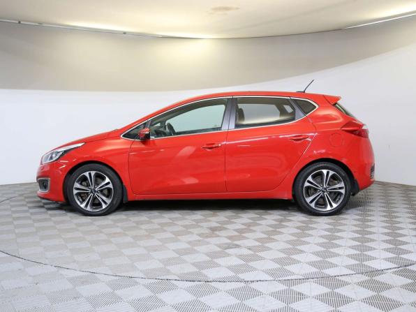 Kia Ceed II Рестайлинг с пробегом 2016 года, цена 1 090 000 рублей, 130381 км, хэтчбек, Автокод Объявления