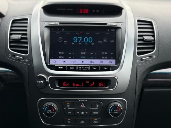 Kia Sorento II Рестайлинг с пробегом 2015 года, цена 1 750 000 рублей, 104958 км, внедорожник, Автокод Объявления