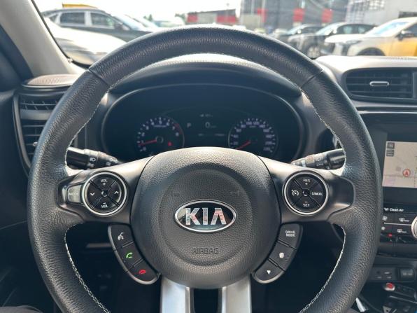 Kia Soul II Рестайлинг с пробегом 2017 года, цена 1 265 000 рублей, 175822 км, хэтчбек, Автокод Объявления