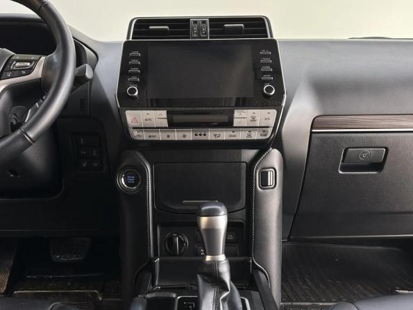 Toyota Land Cruiser Prado 150 Series Рестайлинг 3 с пробегом 2021 года, цена 7 550 000 рублей, 56900 км, внедорожник, Автокод Объявления