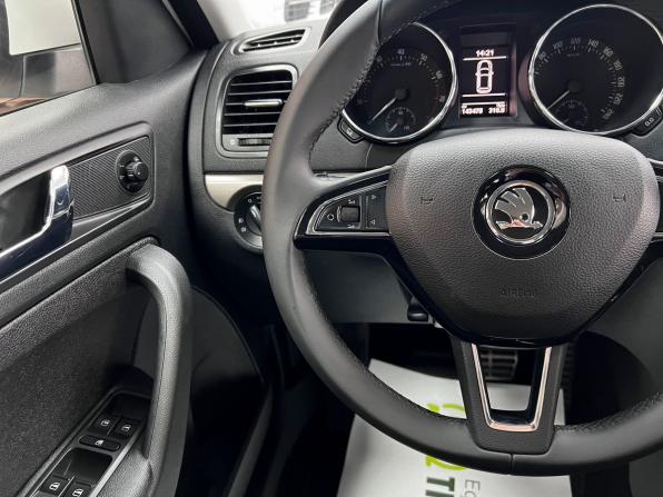 Skoda Yeti I Рестайлинг с пробегом 2014 года, цена 1 560 000 рублей, 143478 км, внедорожник, Автокод Объявления