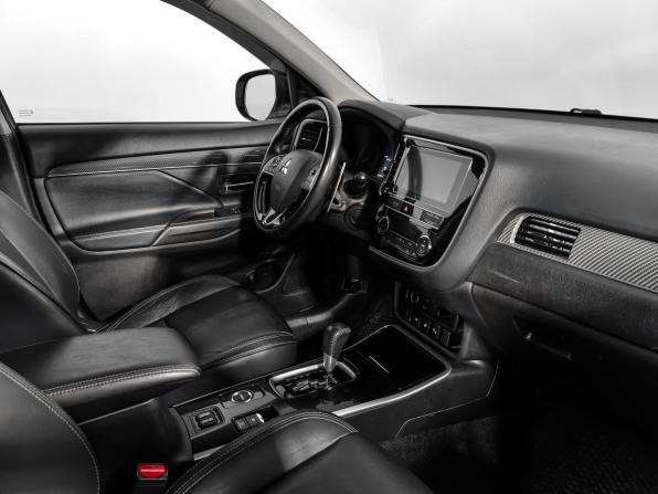 Mitsubishi Outlander III Рестайлинг 3 с пробегом 2019 года, цена 2 310 000 рублей, 161670 км, внедорожник, Автокод Объявления