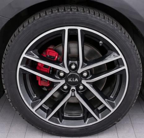 Kia Optima IV Рестайлинг с пробегом 2018 года, цена 1 880 000 рублей, 182476 км, седан, Автокод Объявления