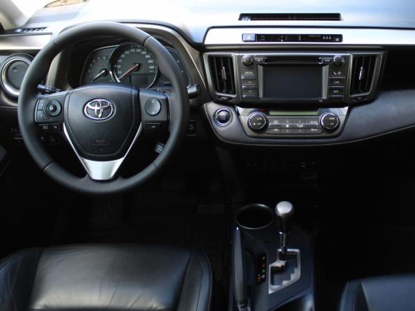 Toyota RAV4 IV (XA40) с пробегом 2013 года, цена 1 999 000 рублей, 104000 км, внедорожник, Автокод Объявления