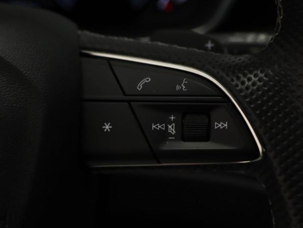 Audi Q3 Sportback II (F3) с пробегом 2022 года, цена 4 998 000 рублей, 11466 км, внедорожник, Автокод Объявления