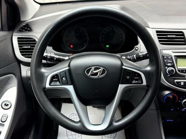 Hyundai Solaris I с пробегом 2012 года, цена 839 000 рублей, 130936 км, хэтчбек, Автокод Объявления