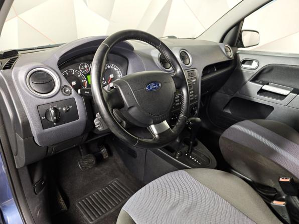 Ford Fusion I Рестайлинг с пробегом 2006 года, цена 450 000 рублей, 170348 км, хэтчбек, Автокод Объявления