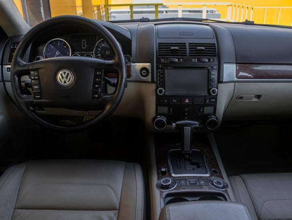 Volkswagen Touareg I Рестайлинг с пробегом 2008 года, цена 1 198 000 рублей, 272463 км, внедорожник, Автокод Объявления
