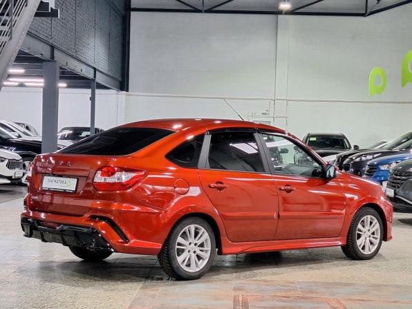 Lada (ВАЗ) Granta I Рестайлинг с пробегом 2022 года, цена 955 000 рублей, 9861 км, лифтбек, Автокод Объявления